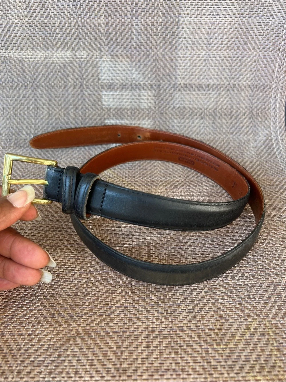 Coach Classic Black Leather Men's Belt with Brass Buckle. Size 34/85 cm.